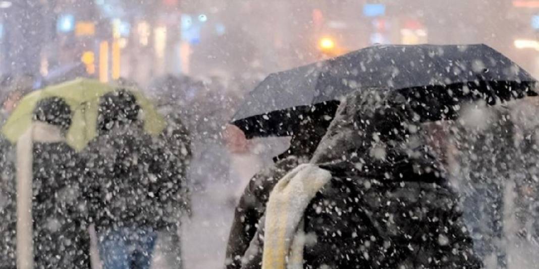 Kara kış sadece bu kentlere uğruyor! Türkiye’nin en çok kar yağışı alan şehirleri: Resmen beyaz örtüyle kaplanıyor 4